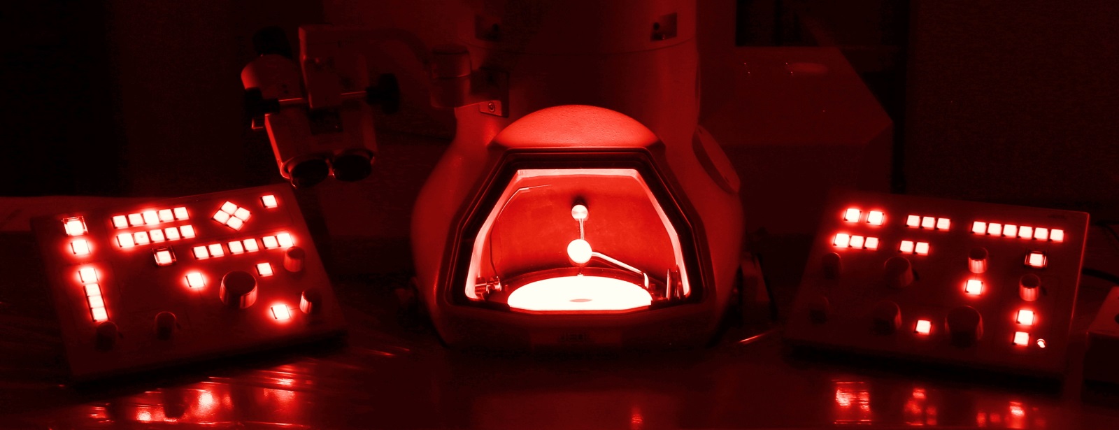 Hummingbird Scientific Transmission Electron Microscope TEM Lab